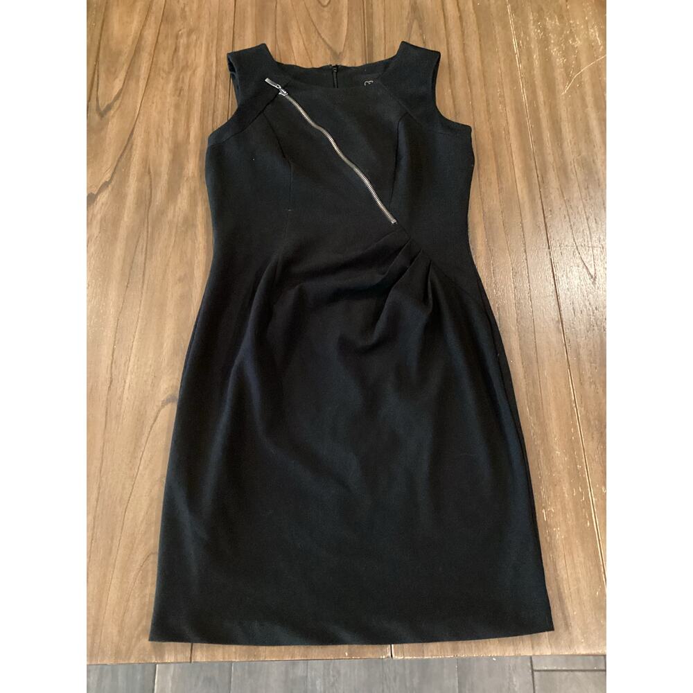 CENIA Zipper detail Sleeveless Sheath Knee Length classic little black Dress 6